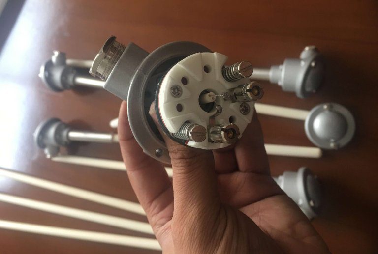 ترموکوپل نوع B با غلاف سرامیکی